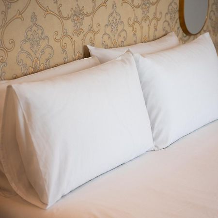 The Orange House Boutique Hotel And Upstairs Rooftop Bar Center Of La Cala De Mijas 100M From The Beach Esterno foto