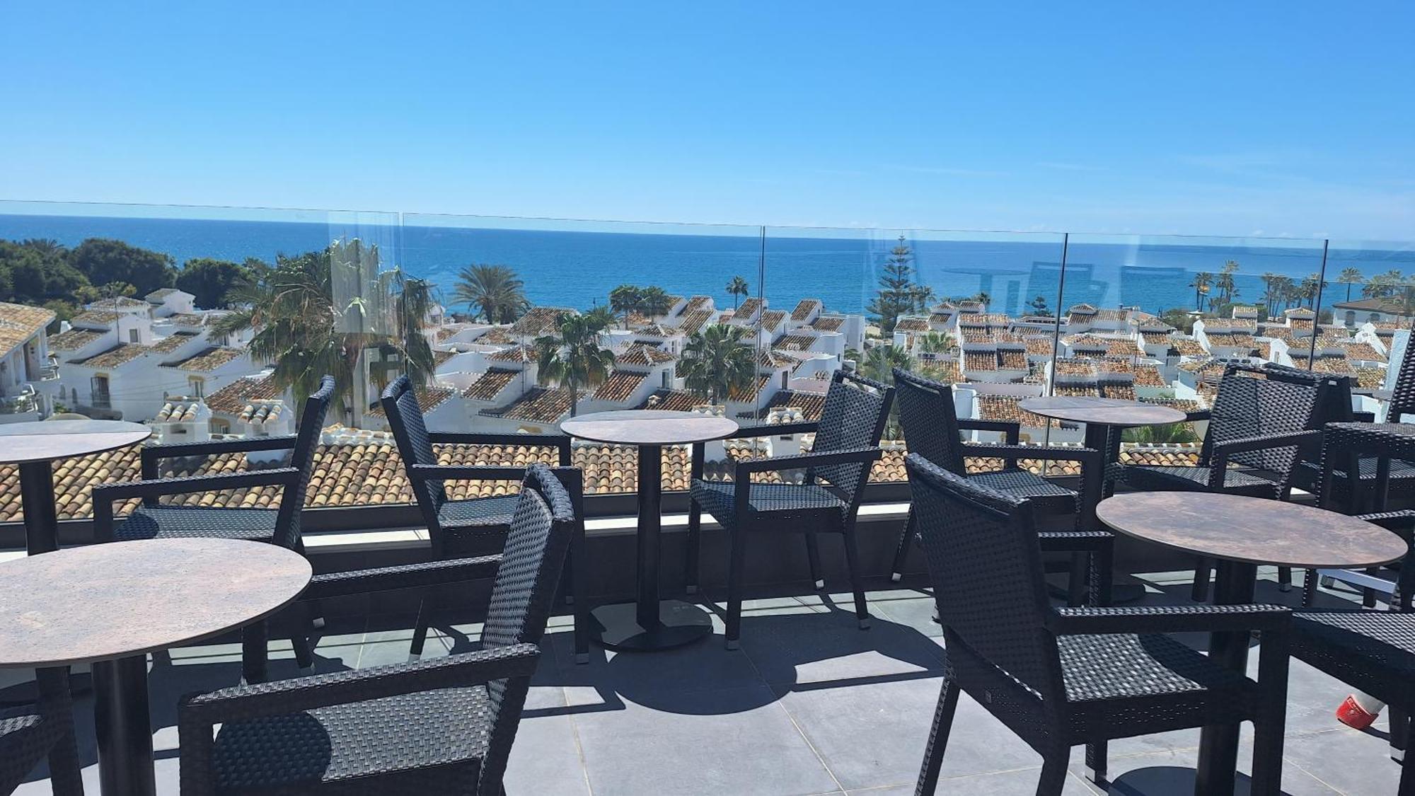 The Orange House Boutique Hotel And Upstairs Rooftop Bar Center Of La Cala De Mijas 100M From The Beach Esterno foto