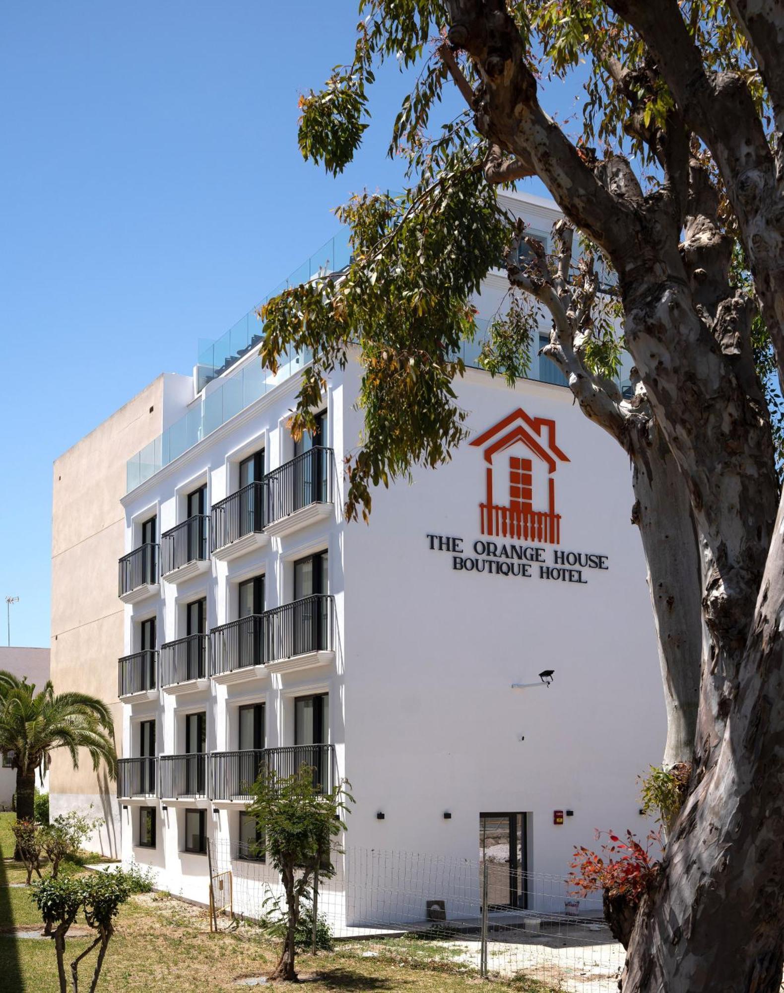 The Orange House Boutique Hotel And Upstairs Rooftop Bar Center Of La Cala De Mijas 100M From The Beach Esterno foto