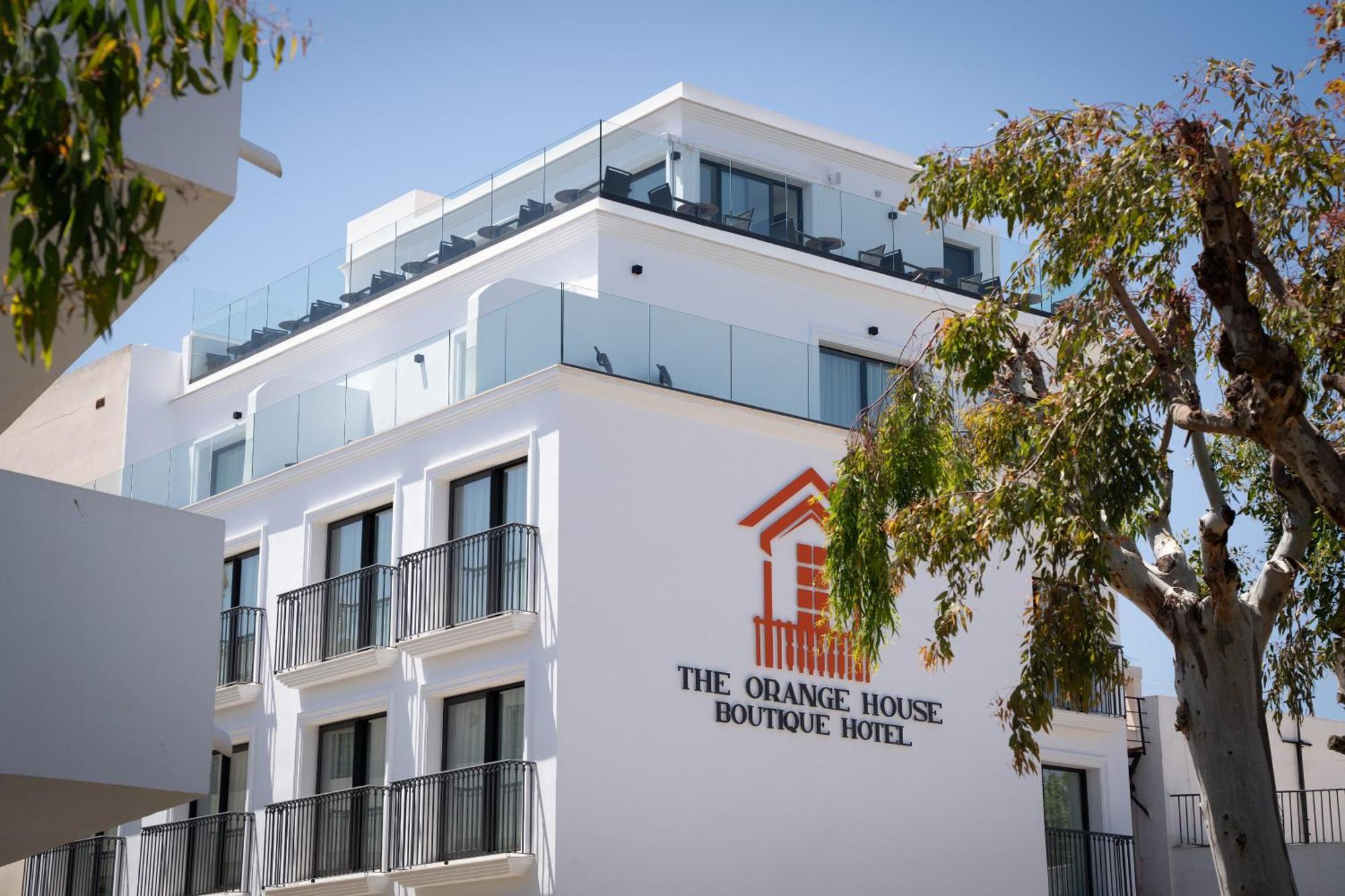 The Orange House Boutique Hotel And Upstairs Rooftop Bar Center Of La Cala De Mijas 100M From The Beach Esterno foto