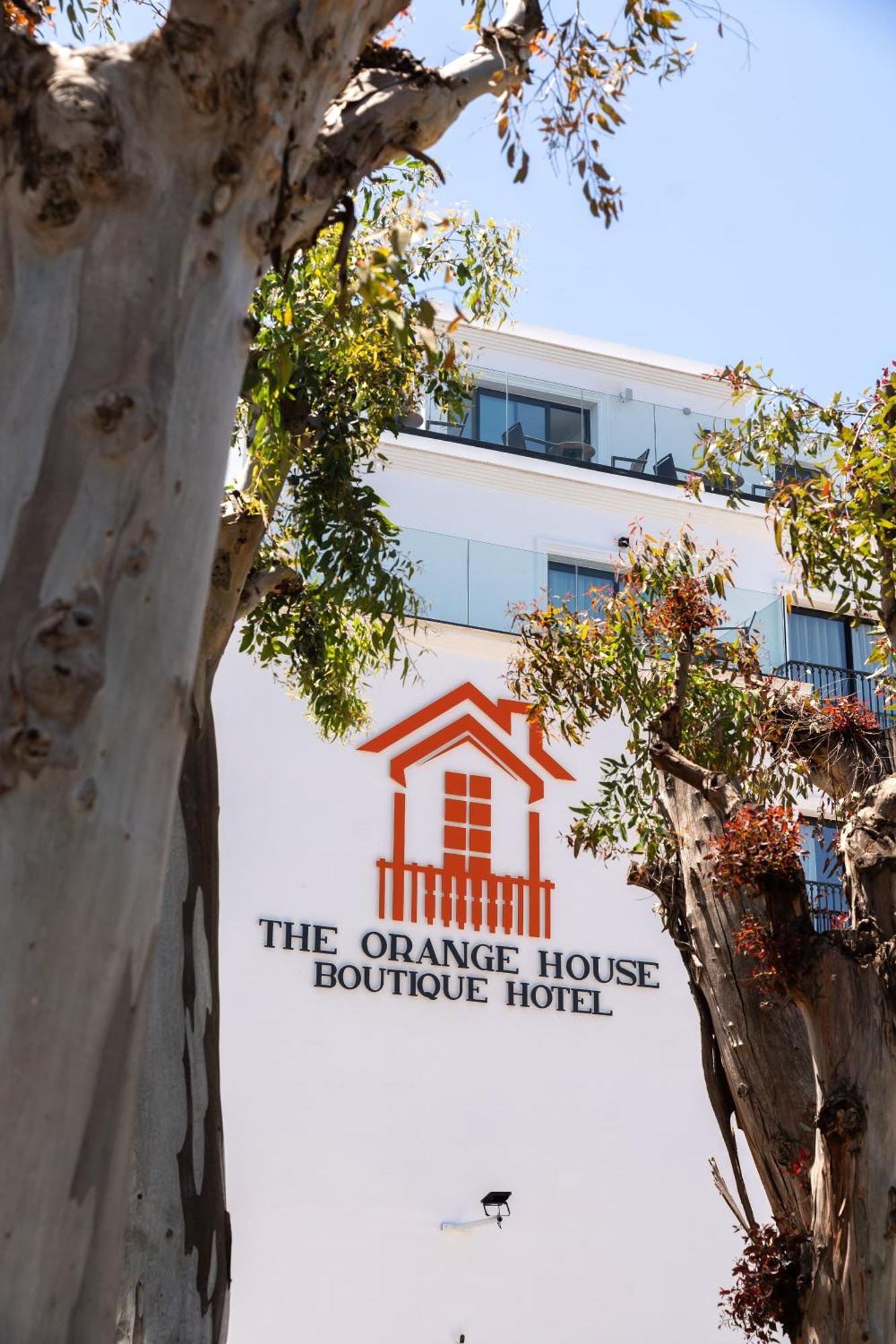 The Orange House Boutique Hotel And Upstairs Rooftop Bar Center Of La Cala De Mijas 100M From The Beach Esterno foto