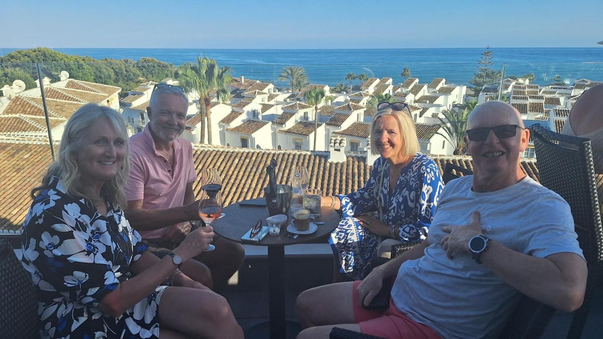 The Orange House Boutique Hotel And Upstairs Rooftop Bar Center Of La Cala De Mijas 100M From The Beach Esterno foto