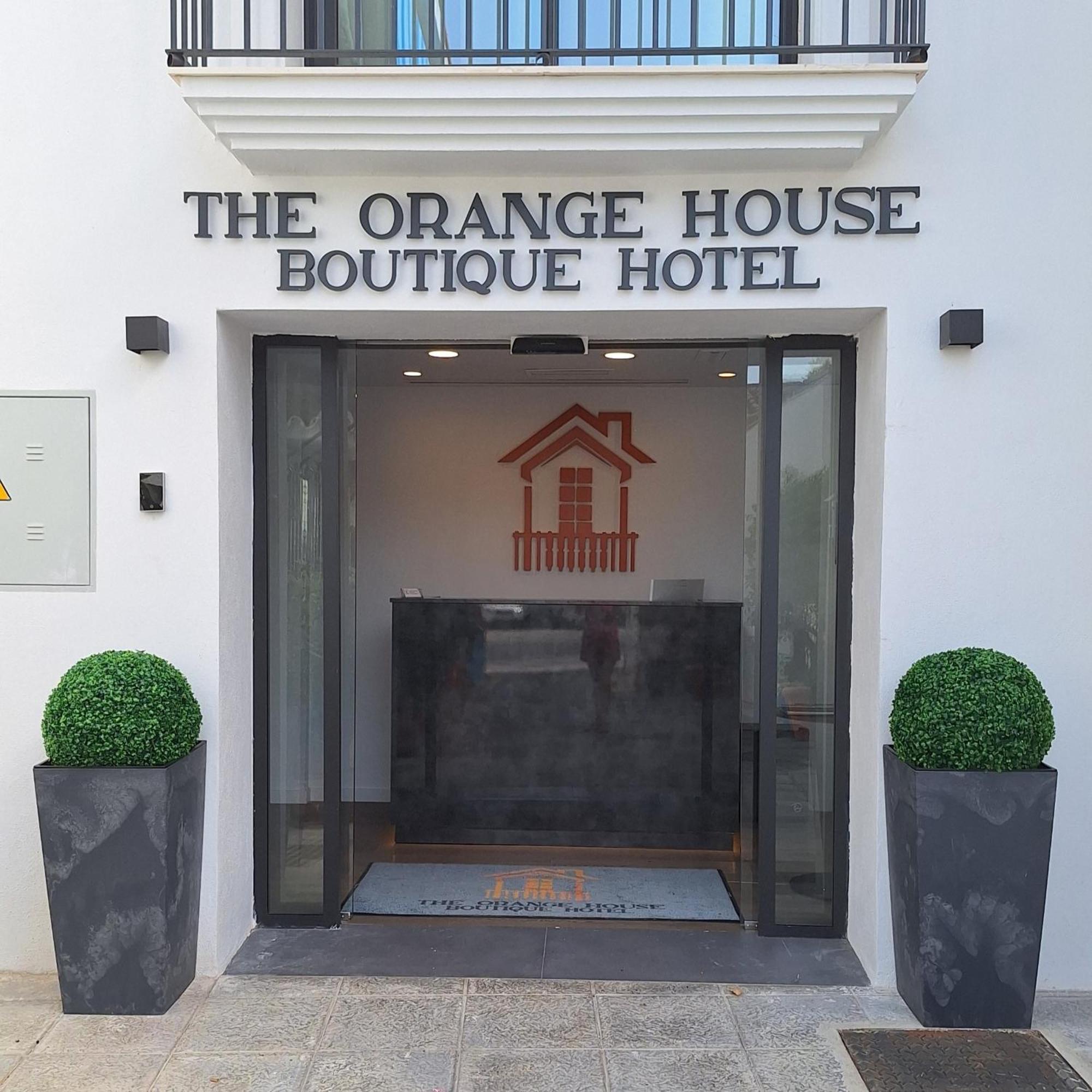 The Orange House Boutique Hotel And Upstairs Rooftop Bar Center Of La Cala De Mijas 100M From The Beach Esterno foto